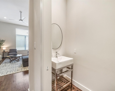 1004 California Street - Photo Thumbnail 18