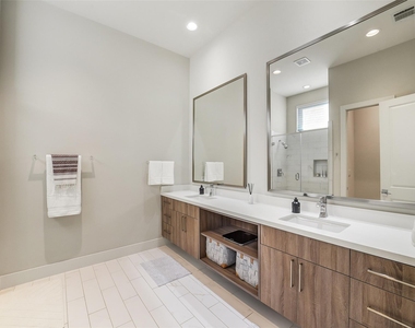 1004 California Street - Photo Thumbnail 22