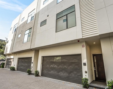 1004 California Street - Photo Thumbnail 2