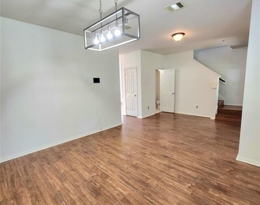 11738 Jelicoe Drive - Photo Thumbnail 1