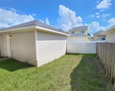 11738 Jelicoe Drive - Photo Thumbnail 18