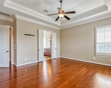 5014 Fairford Drive - Photo Thumbnail 19
