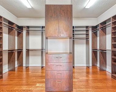 5014 Fairford Drive - Photo Thumbnail 26