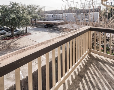 2277 S Kirkwood Road - Photo Thumbnail 17