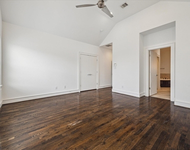 1012 Stanford Street - Photo Thumbnail 20