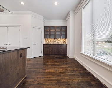 1012 Stanford Street - Photo Thumbnail 15