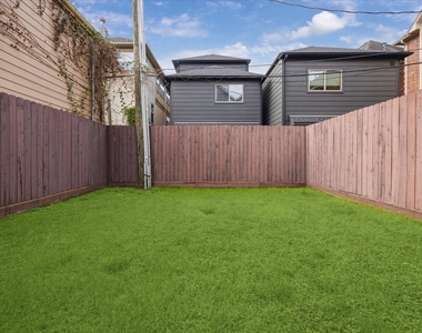 1012 Stanford Street - Photo Thumbnail 6