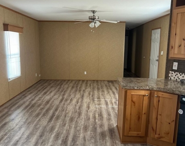 1412 Austin Street - Photo Thumbnail 6