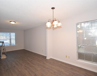 14239 Misty Meadow Lane - Photo Thumbnail 4