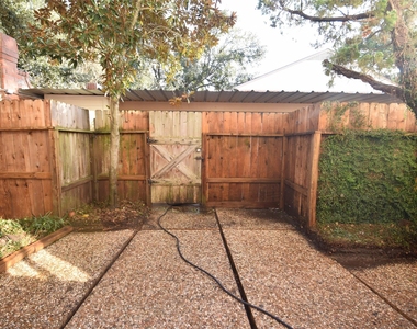 14239 Misty Meadow Lane - Photo Thumbnail 9