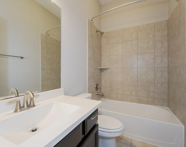 415 Rocky Briar Court - Photo Thumbnail 12