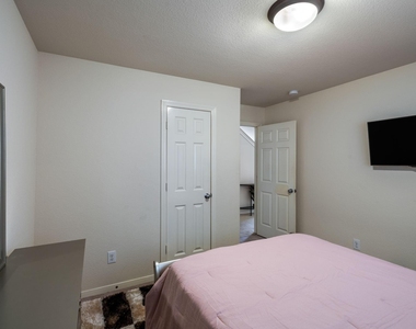 3210 Clearview Circle - Photo Thumbnail 32