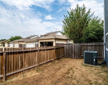 3210 Clearview Circle - Photo Thumbnail 35