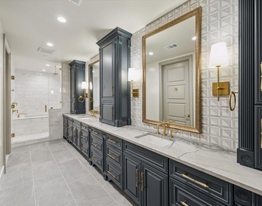 1717 Bissonnet Street - Photo Thumbnail 14