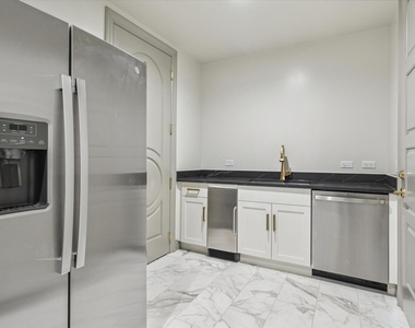 1717 Bissonnet Street - Photo Thumbnail 11