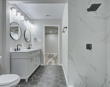 5914 Carew Street - Photo Thumbnail 31