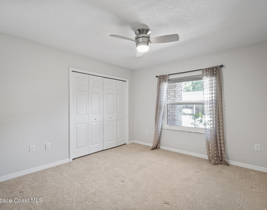 1600 Woodland Drive - Photo Thumbnail 15