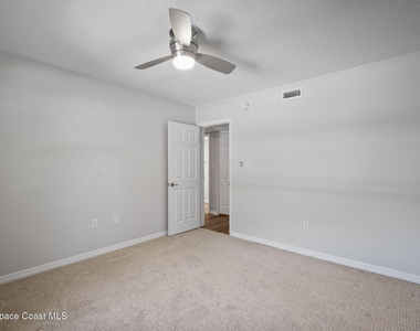 1600 Woodland Drive - Photo Thumbnail 16
