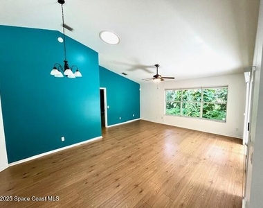 2965 La Cita Lane - Photo Thumbnail 5