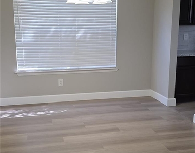 11115 Nepau Drive - Photo Thumbnail 4