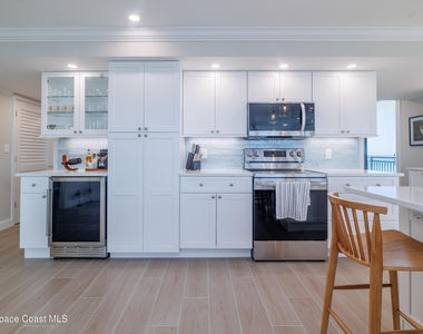 2100 N Atlantic Avenue - Photo Thumbnail 7