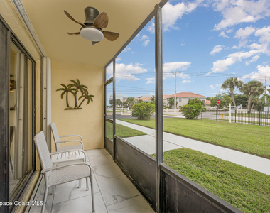7101 Ridgewood Avenue - Photo Thumbnail 2