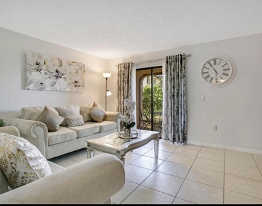 154 San Juan Circle - Photo Thumbnail 4