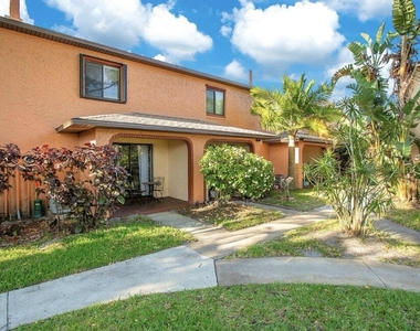 154 San Juan Circle - Photo Thumbnail 14