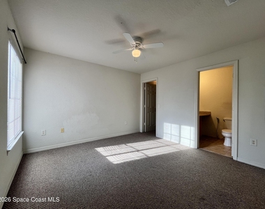 3501 D Avinci Way - Photo Thumbnail 15