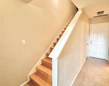 1828 Wheeler Street - Photo Thumbnail 5