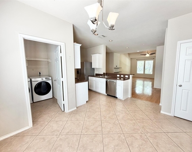 1828 Wheeler Street - Photo Thumbnail 7