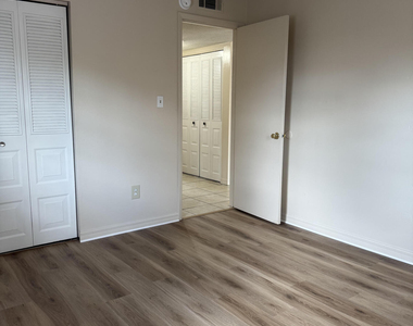 304 Delespine Avenue - Photo Thumbnail 13