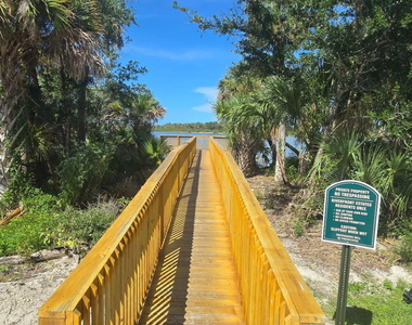 136 River Front Way - Photo Thumbnail 17