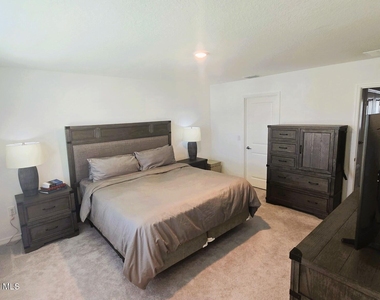 136 River Front Way - Photo Thumbnail 6