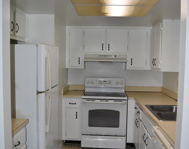 2779 Patty Lane - Photo Thumbnail 2