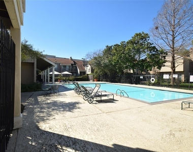 2100 Tanglewilde Street - Photo Thumbnail 14