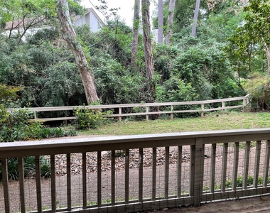 2100 Tanglewilde Street - Photo Thumbnail 8