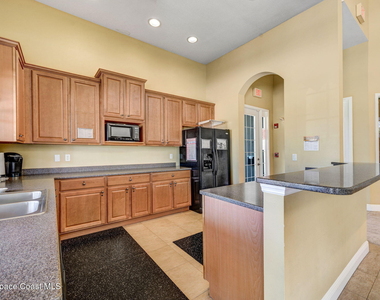 1749 Tullagee Avenue - Photo Thumbnail 41