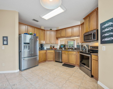 1749 Tullagee Avenue - Photo Thumbnail 11