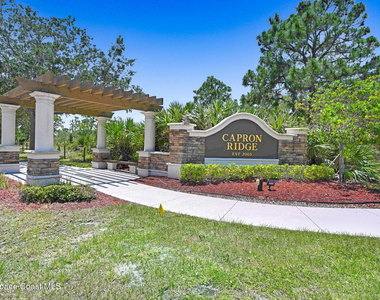 1749 Tullagee Avenue - Photo Thumbnail 33
