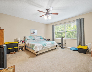 1749 Tullagee Avenue - Photo Thumbnail 15