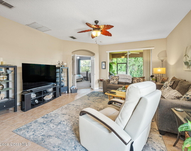 1749 Tullagee Avenue - Photo Thumbnail 4