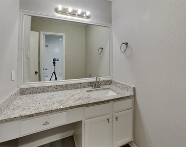 17514 Hamilwood Drive - Photo Thumbnail 16