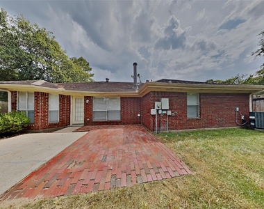 17514 Hamilwood Drive - Photo Thumbnail 18
