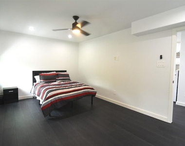 2438 Walcott Lane - Photo Thumbnail 7