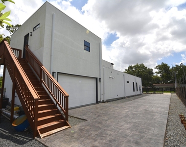 2438 Walcott Lane - Photo Thumbnail 1