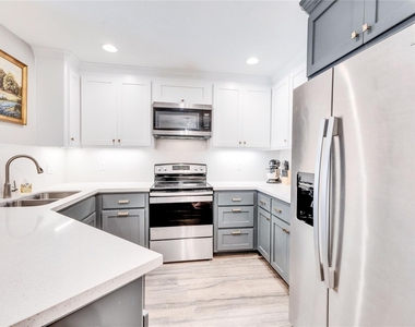 2450 Wickersham Lane - Photo Thumbnail 5