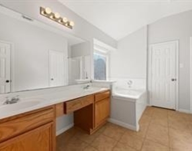 14614 Gearen Court - Photo Thumbnail 16
