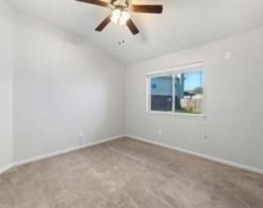 14614 Gearen Court - Photo Thumbnail 19