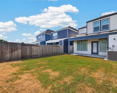 2937 Amherst Meadow Lane - Photo Thumbnail 33